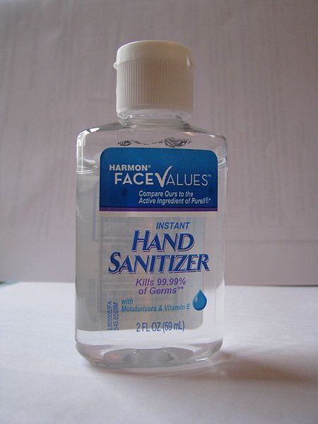 Difference Between Rubbing Alcohol and Hand Sanitizer